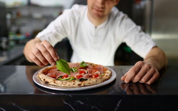 Pizza anniversaire : un service de pizzaiolo pour vos fêtes